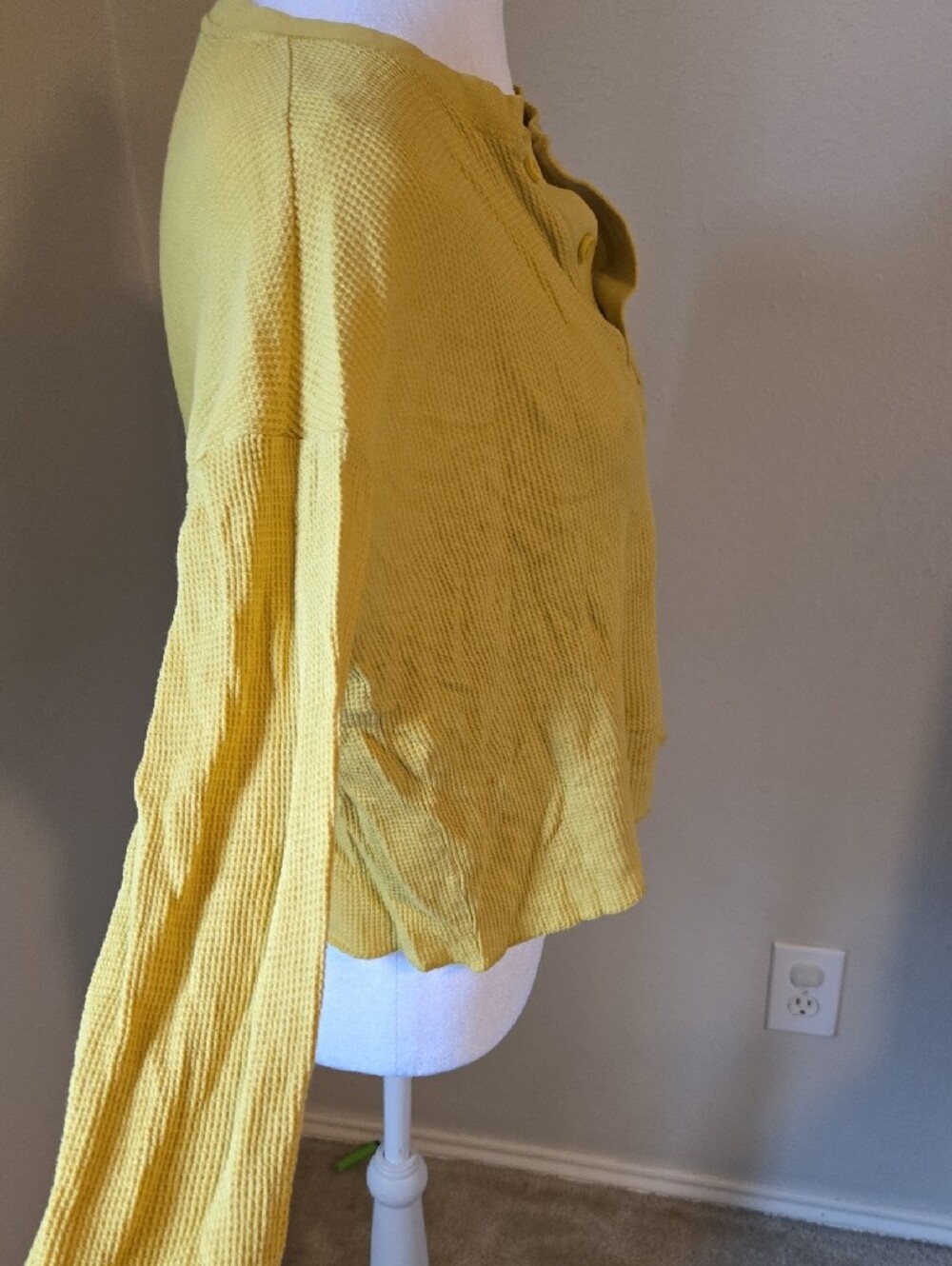 Everlane Mustard Waffle Henley Long Sleeve Top - Picture 3 of 7
